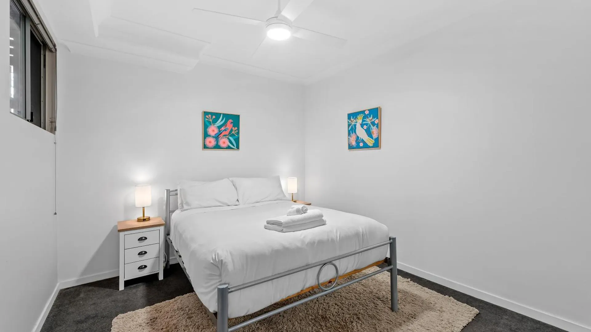Spacious 2Br Close To Uq, Shops With 2Parking & Pool Brisbane Appartamento